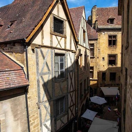 "Les Appartements De Betty C" Studio Medieval Sarlat-la-Canéda Exterior foto